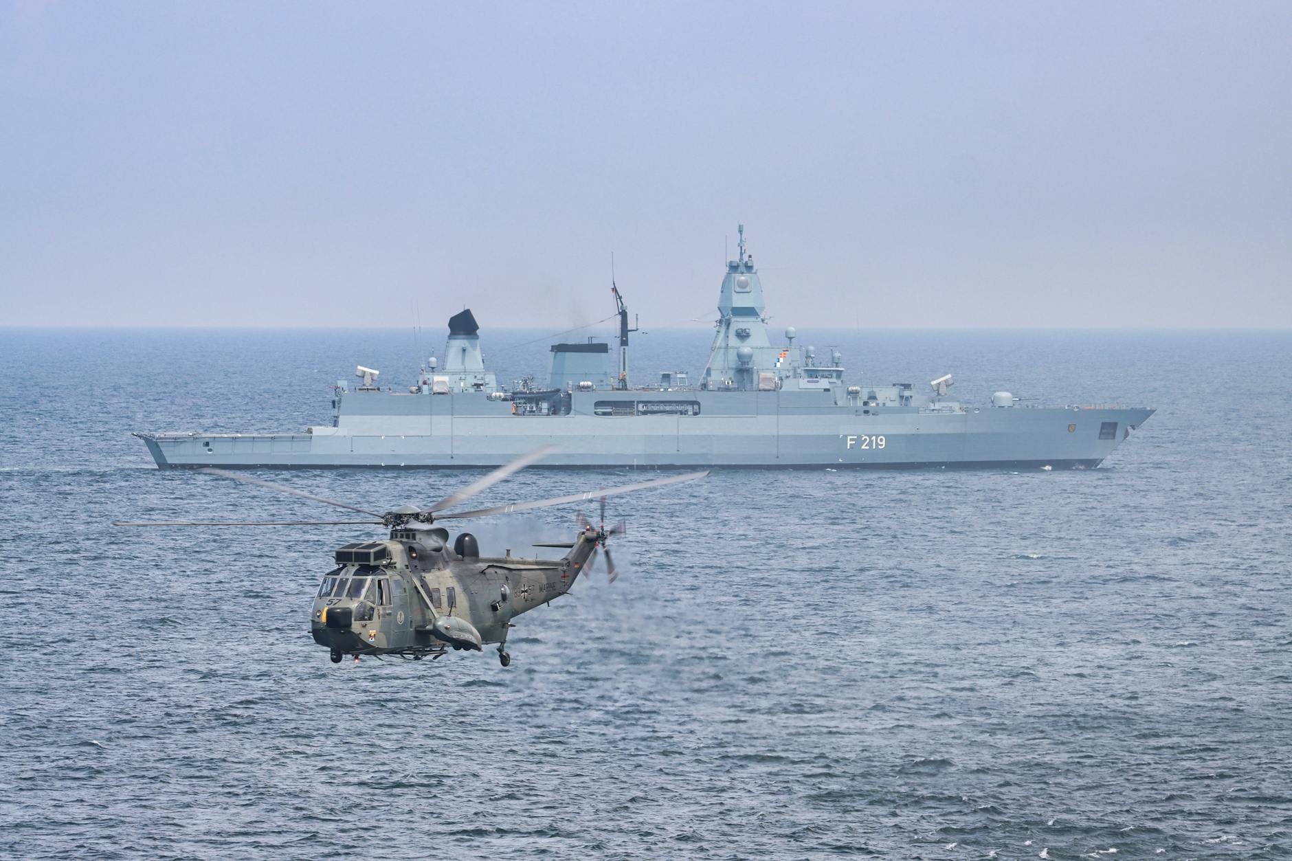 USS Abraham Lincoln Conducts Live-Fire Drills in South China Sea